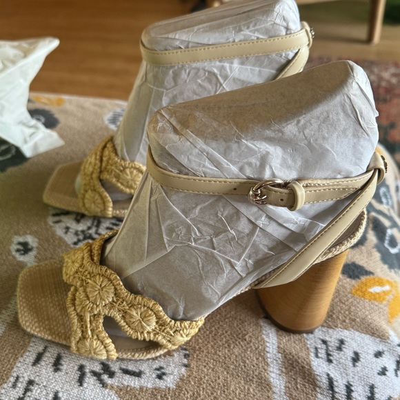 Sam Edelman Kacie Block Heel - Picture 4 of 11